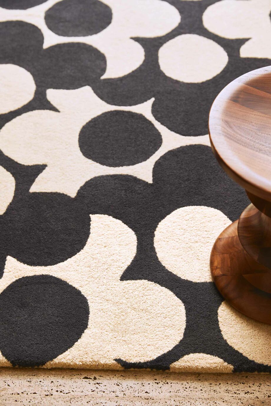 Orla Kiely Puzzle Flower Slate 060905 interior 4
