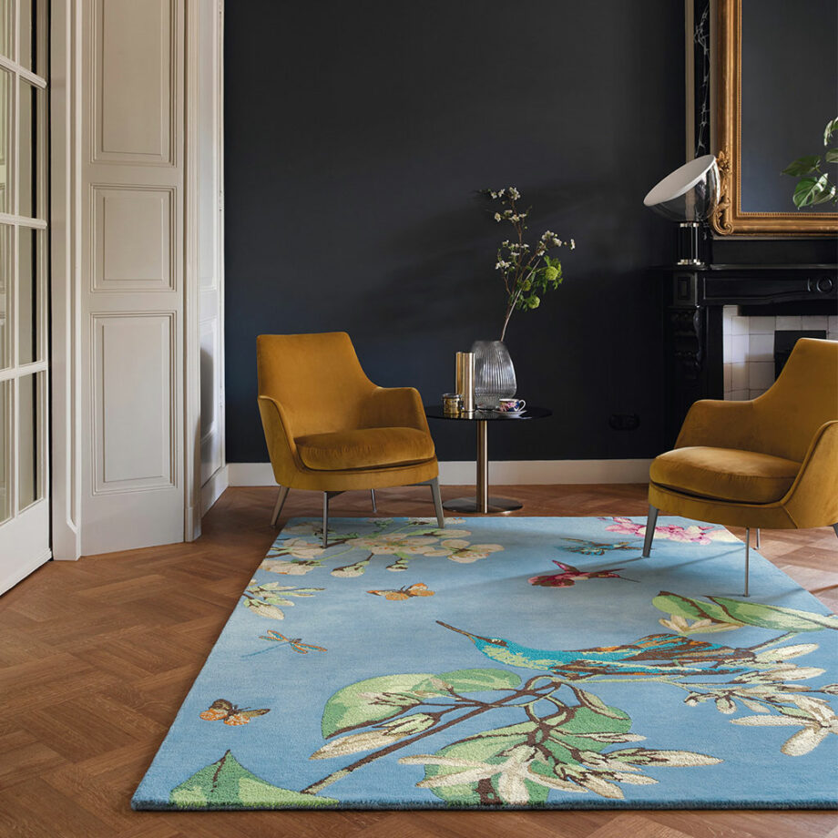 Wedgwood Hummingbird Blue 37808 interior