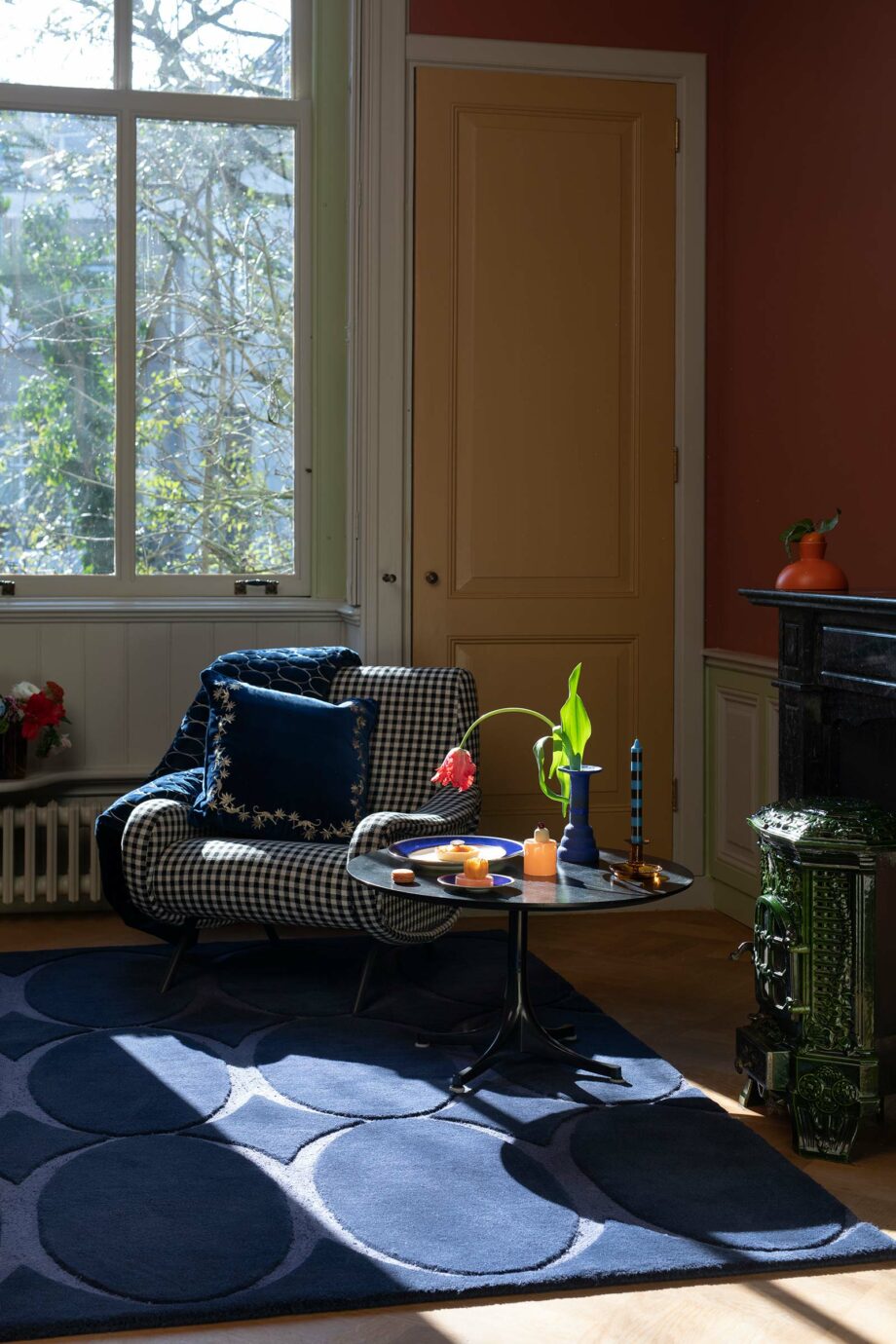 Wedgwood Renaissance Blue 039008 interior 1