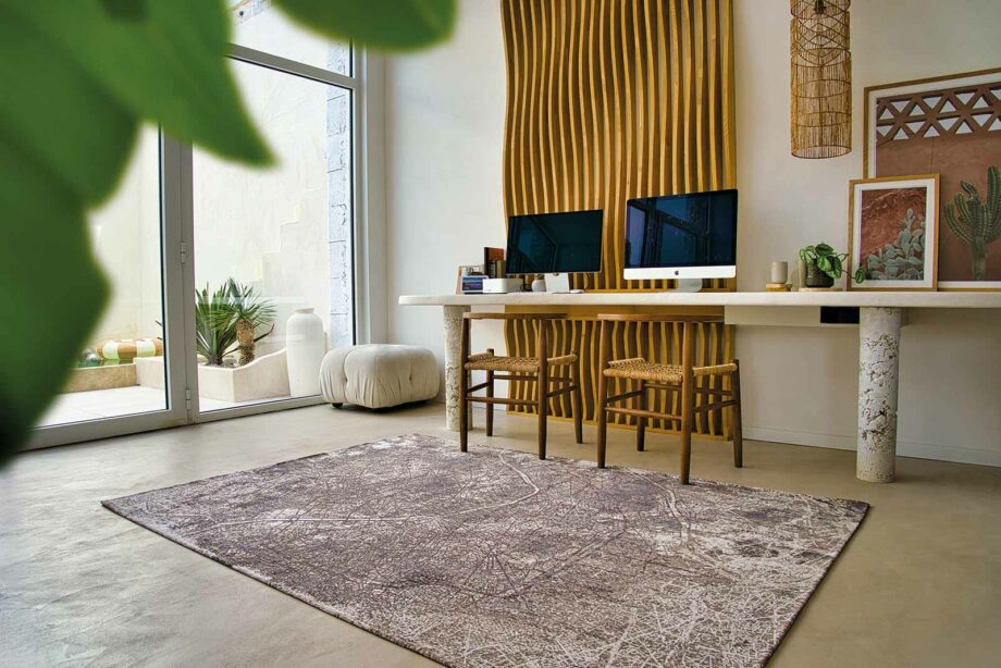 Louis De Poortere rug Cities Paris 9322 Space Trip interior 1