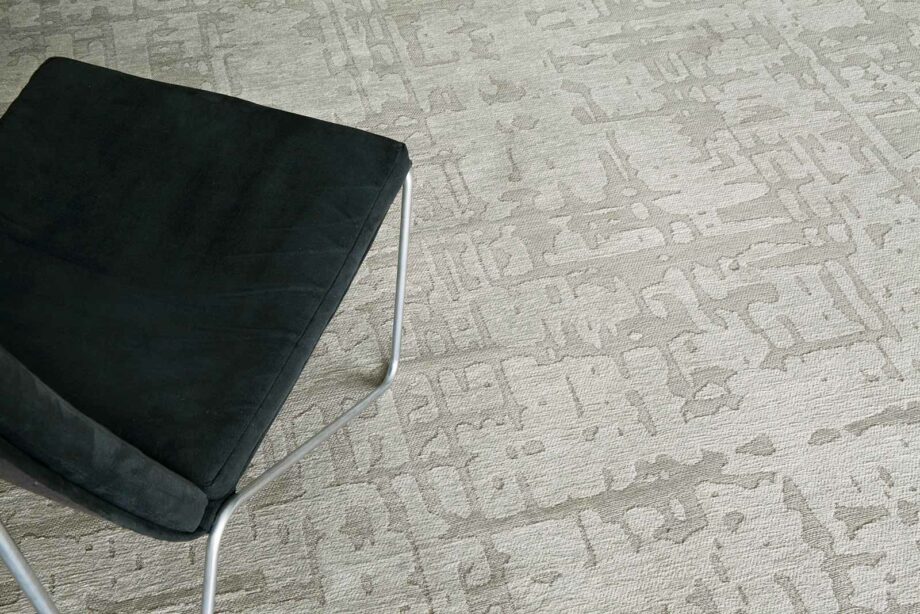 Louis De Poortere rug LX 9197 Structures Baobab Dry Beige interior 9