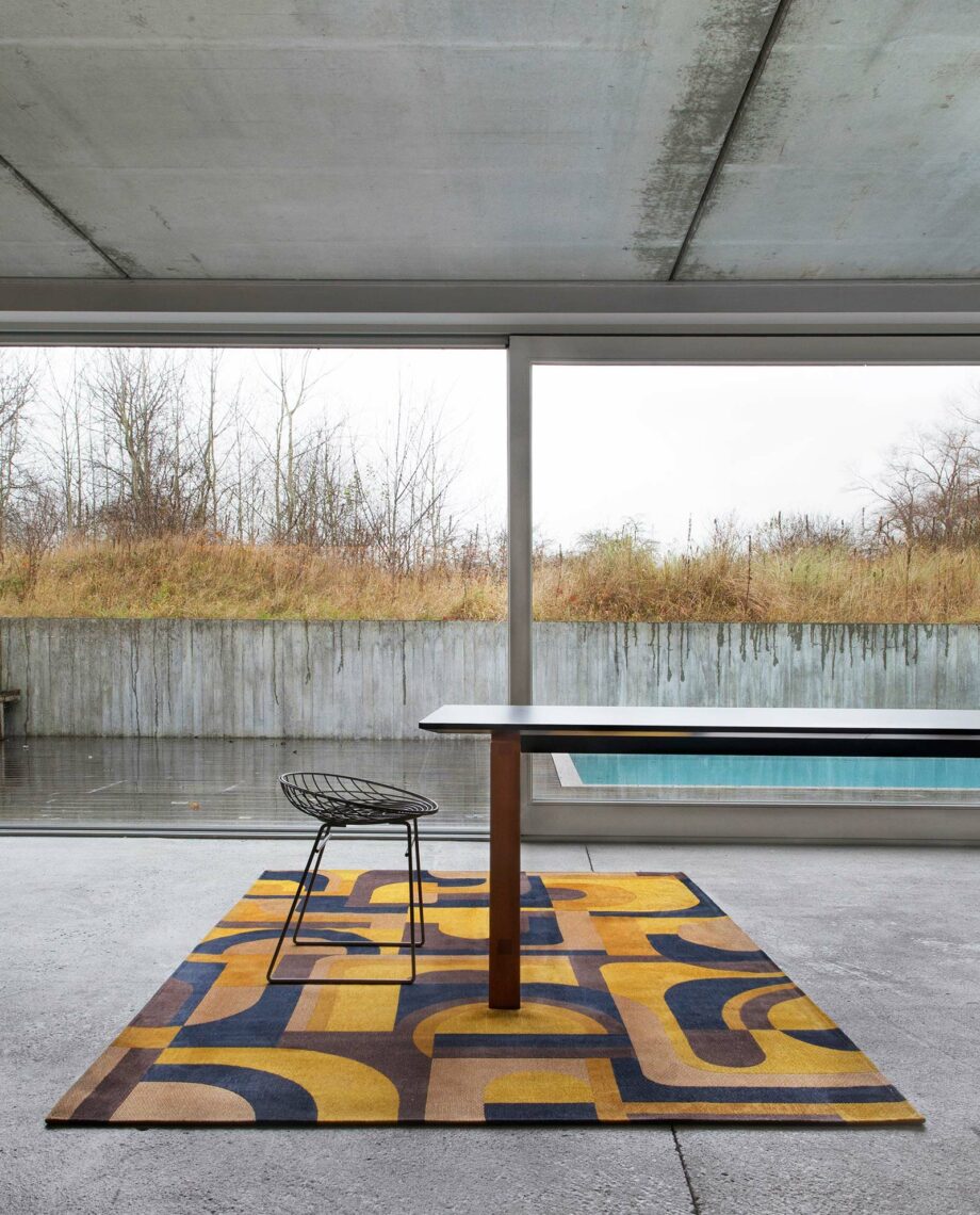 Louis De Poortere rug LX 9210 Nuance Module Yellow Meyer interior 1