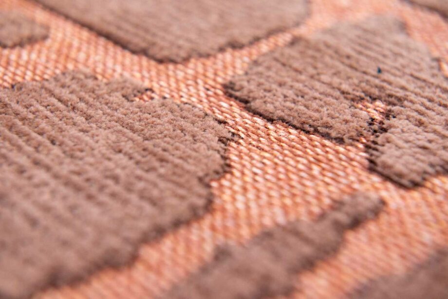 Louis De Poortere tapijt, Structures Za Copper 9199, Baobab design