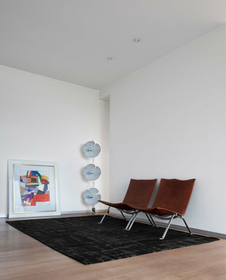 Louis De Poortere tapijt, Structures Black Water 9200, Baobab design