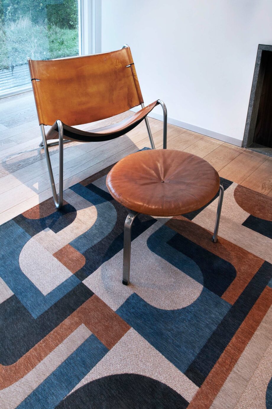 Louis De Poortere tapis LX 9196 Nuance Module Camel Blue interior 2