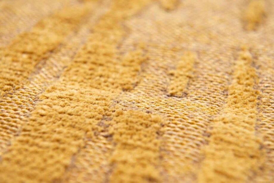 Louis De Poortere tapis LX 9201 Structures Baobab Madagascar Gold zoom 3