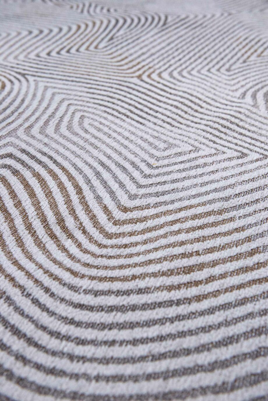 Louis De Poortere tapis LX 9228 Meditation Coral Oyster White zoom 3