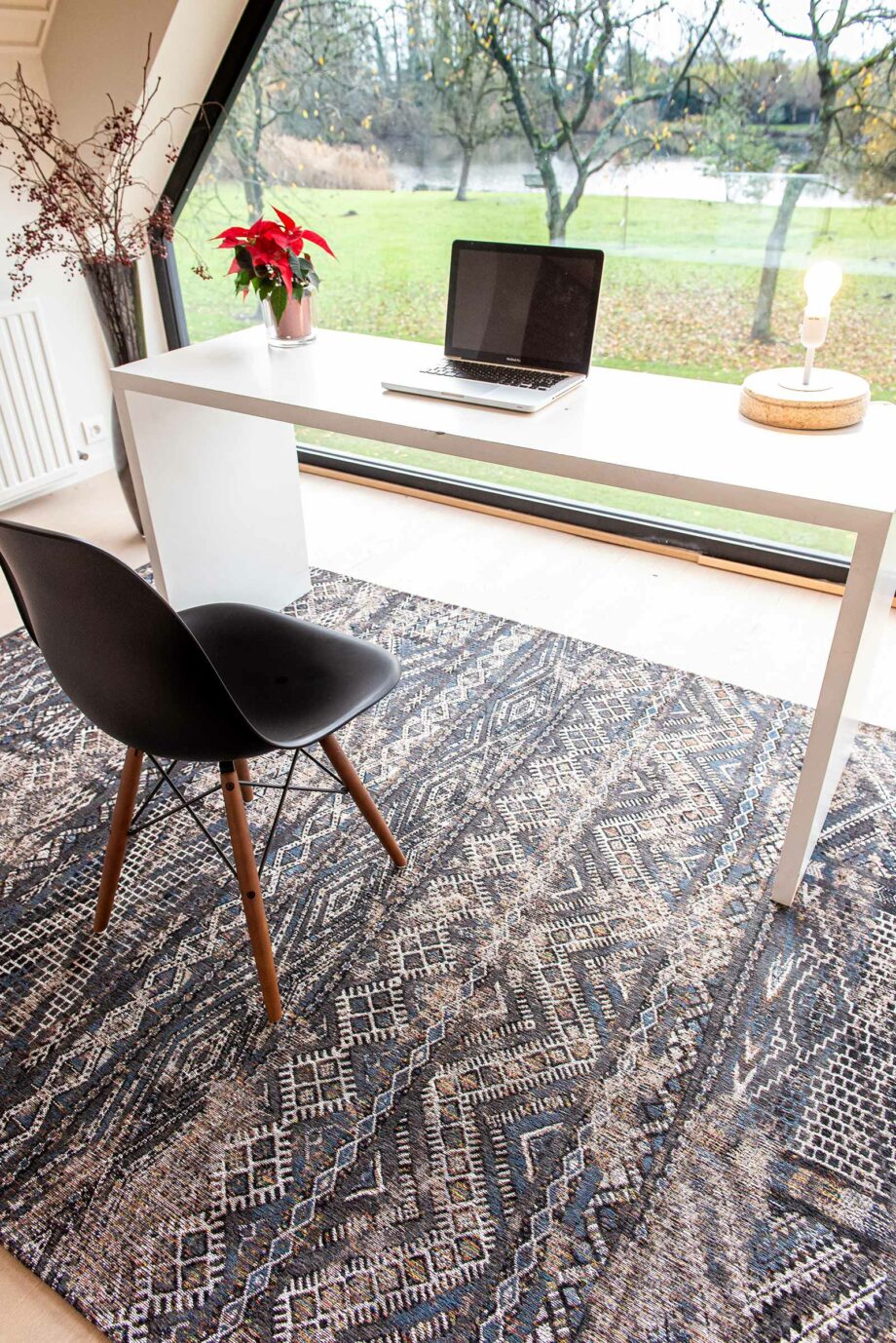 Louis De Poortere teppich LX 9113 Antiquarian Kilim Black Rabat interior 5