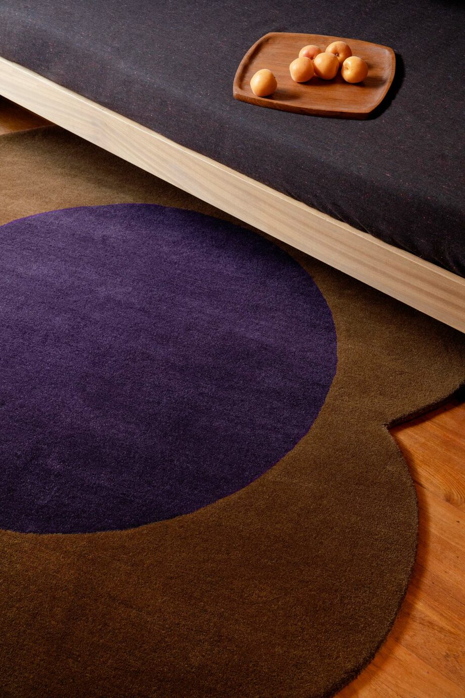 Orla Kiely Rug, Flower Spot Chestnut Violet 158401