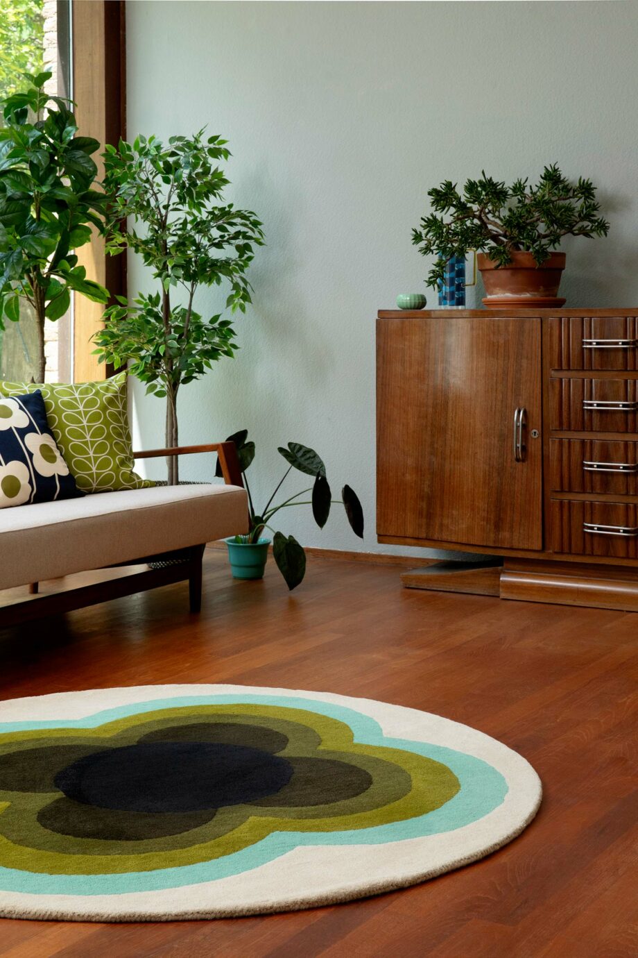 Orla Kiely Sunflower Olive 060007 interior 2