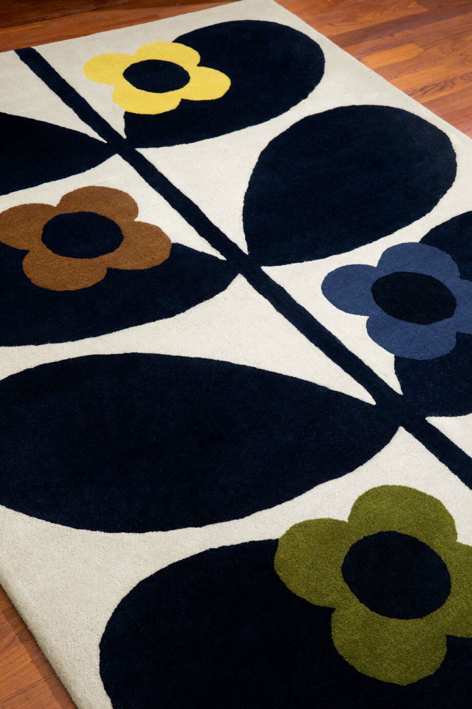 Orla Kiely Rug, Wild Rose Fawn 159605