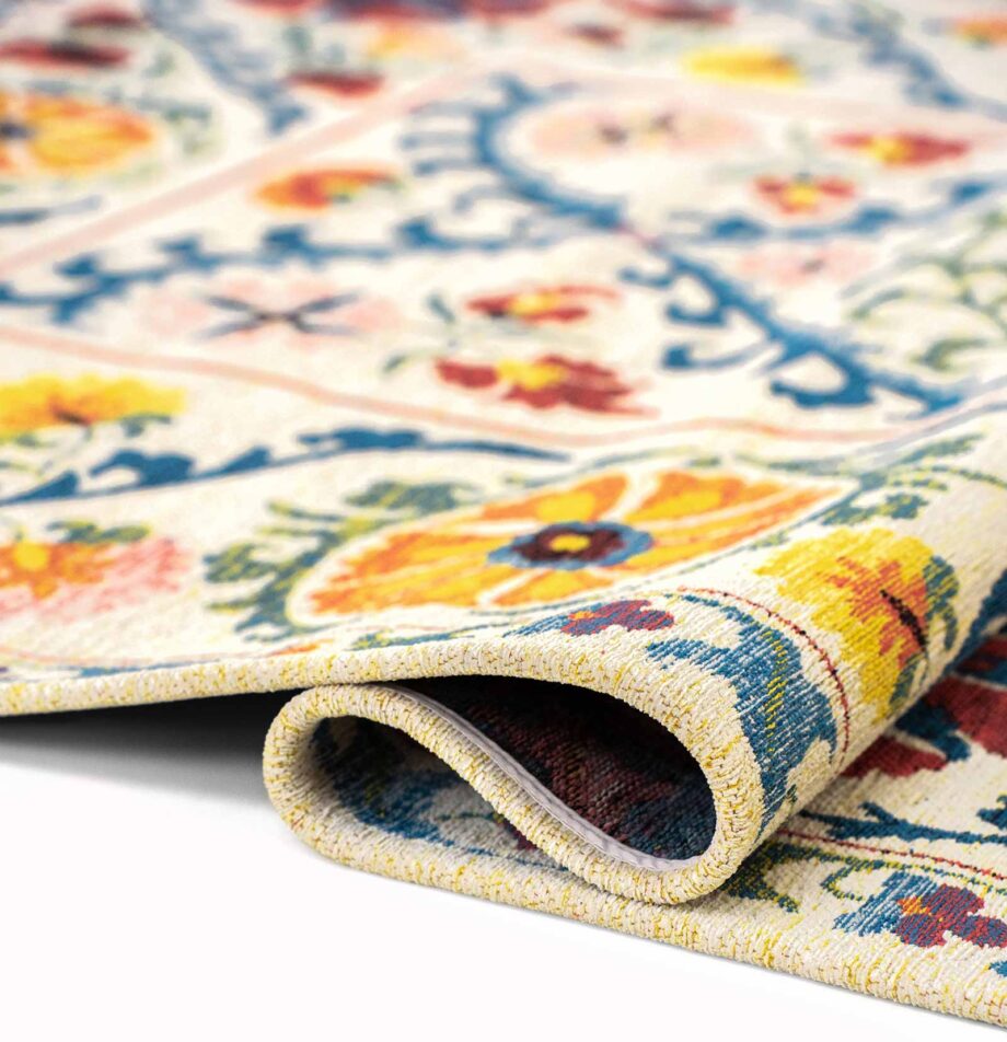 Louis De Poortere rug Antiquarian Suzani 9728 Origine fold