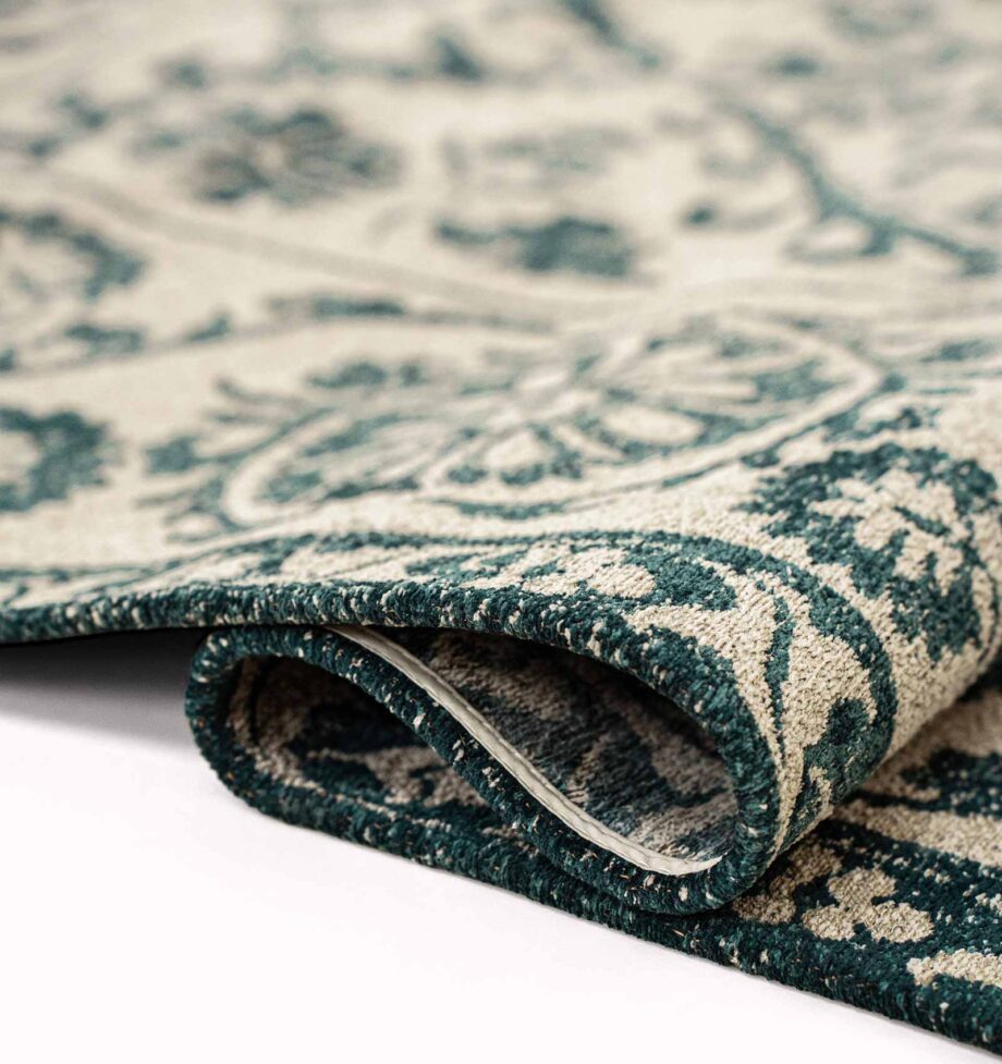 Louis De Poortere rug Antiquarian Suzani 9733 Notos fold