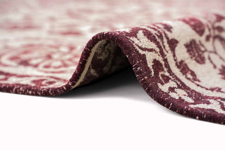 Louis De Poortere rug Antiquarian Suzani 9734 Zephyr upfold