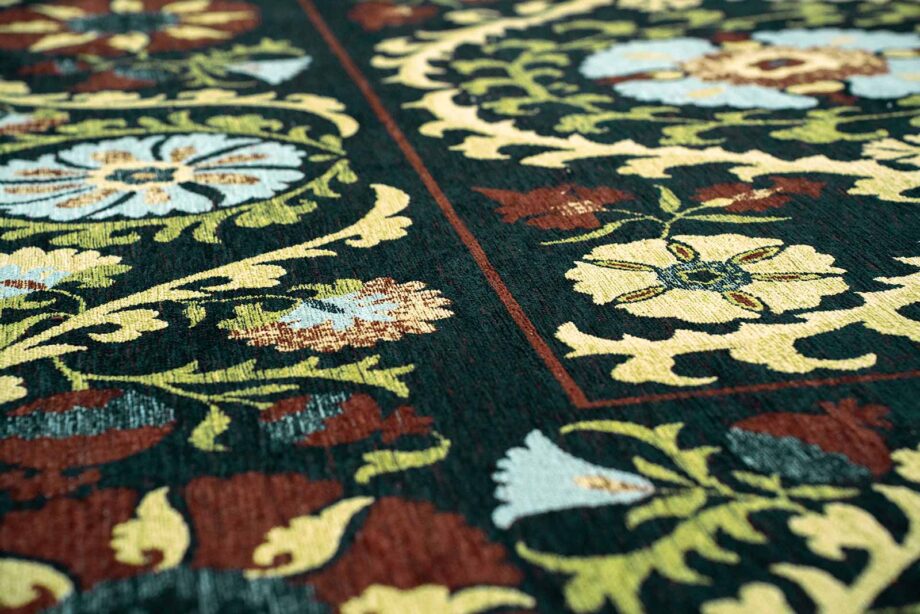 Louis De Poortere tapijt Antiquarian Suzani 9729 Bavaria zoom 2
