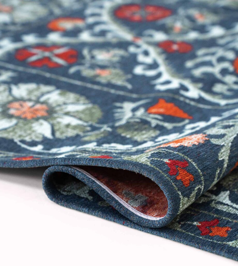 Louis De Poortere tapijt Antiquarian Suzani 9730 Nordic fold