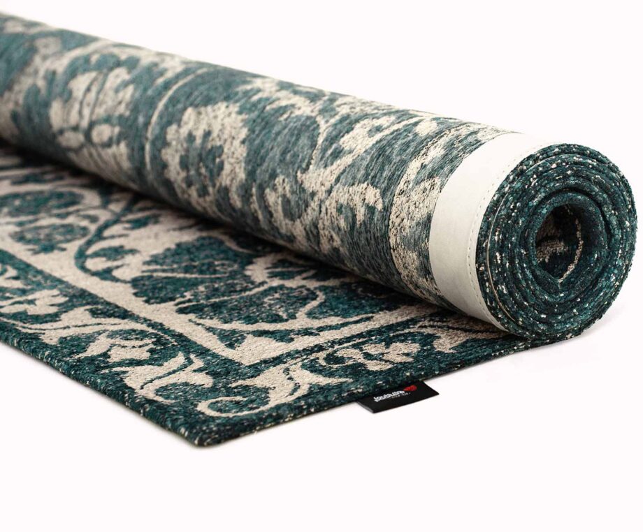 Louis De Poortere tapijt Antiquarian Suzani 9733 Notos roll