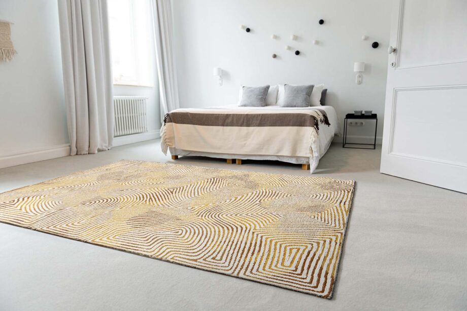 Louis De Poortere tapijt Meditation Coral 9799 Coral Yellow Hippy Ambiance