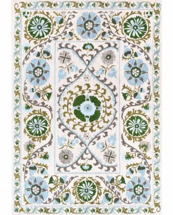 Louis De Poortere tapis Antiquarian Suzani 9732 Slavia