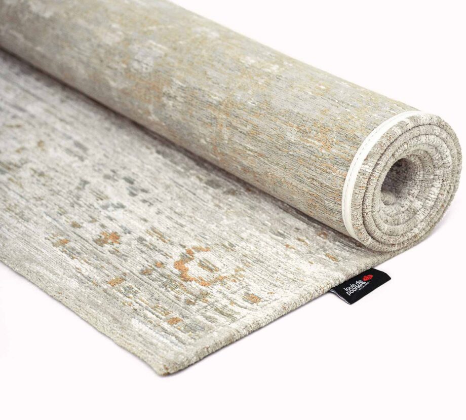 Louis De Poortere tapis Antiquarian Ushak 9837 Yenikapi Light roll
